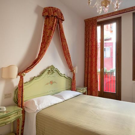 Hotel al Sotoportego Venecia Habitación foto