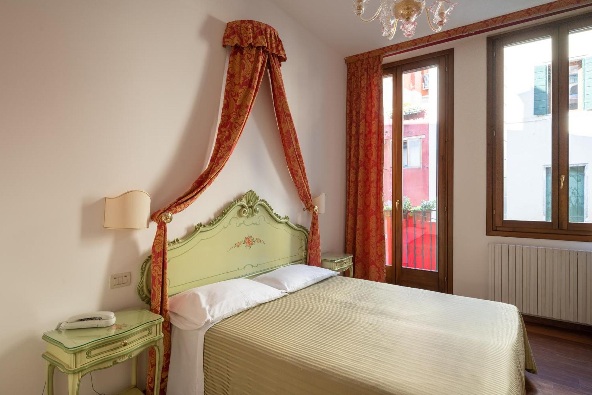 Hotel al Sotoportego Venecia Habitación foto